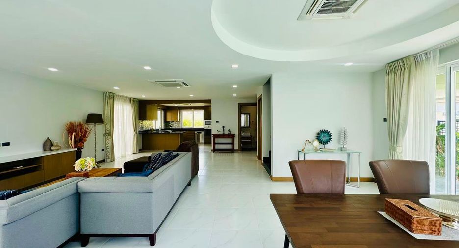 For sale 4 bedrooms house in Bang Lamung, Chonburi