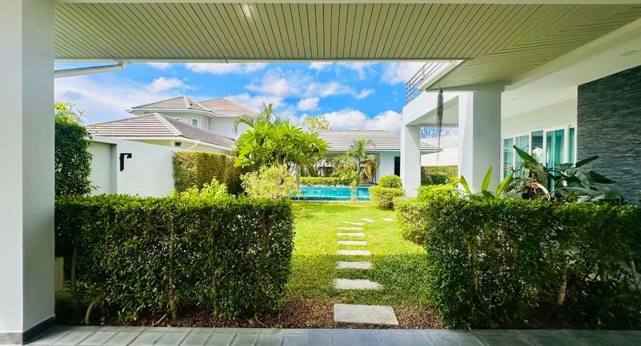 For sale 4 bedrooms house in Bang Lamung, Chonburi