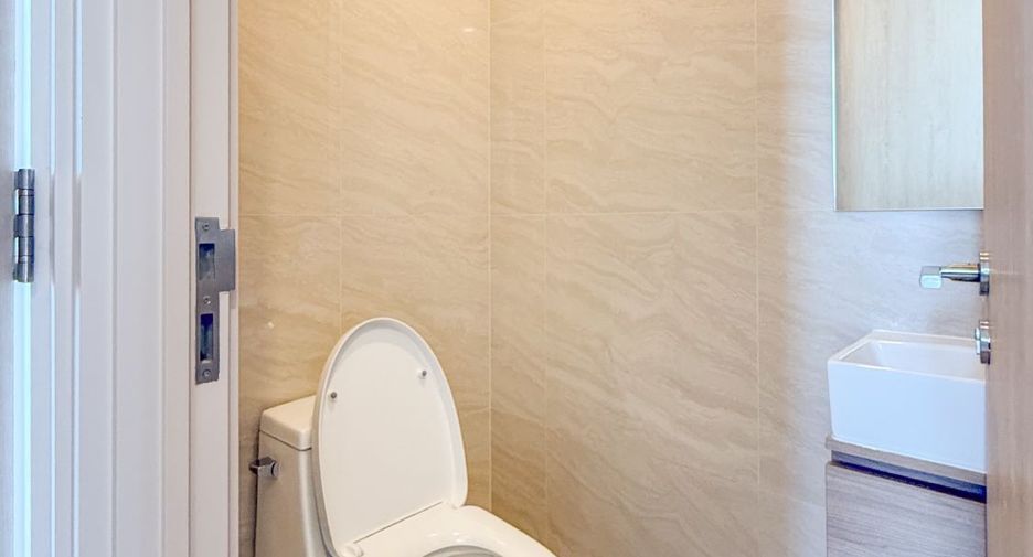 For sale 1 bed condo in Phaya Thai, Bangkok