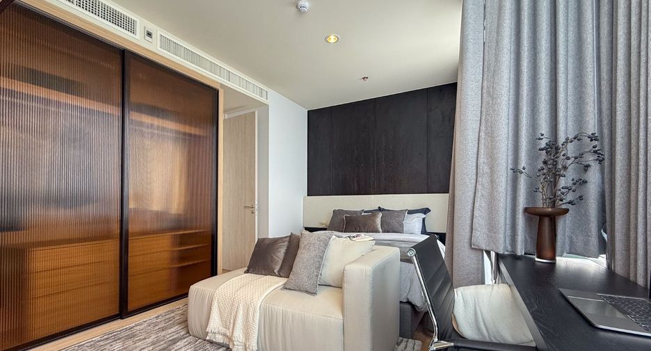 For sale 1 bed condo in Phaya Thai, Bangkok