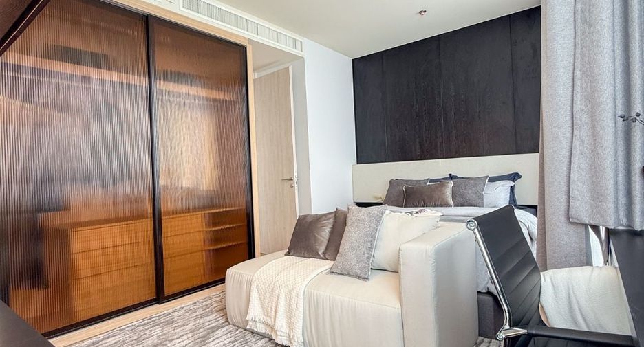 For sale 1 bed condo in Phaya Thai, Bangkok