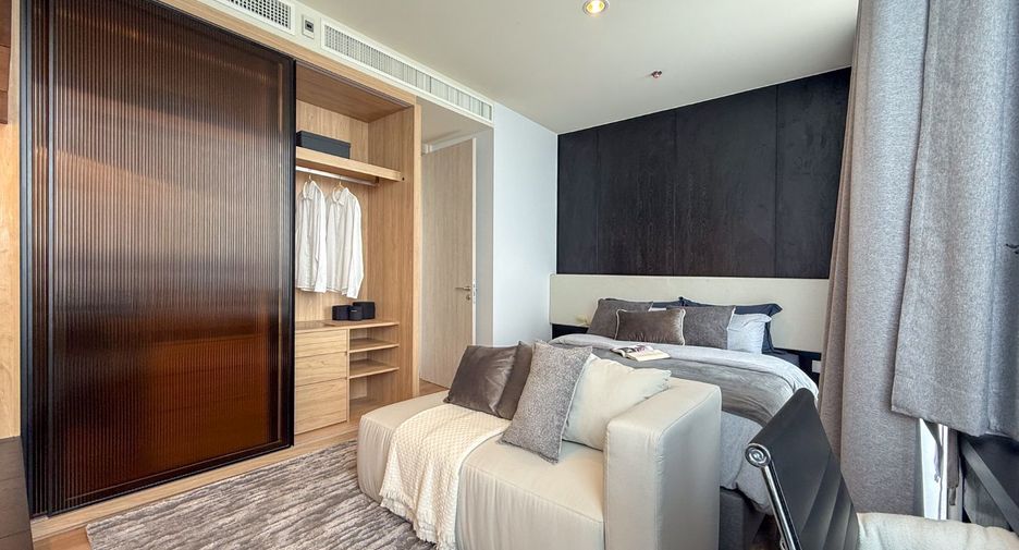 For sale 1 bed condo in Phaya Thai, Bangkok