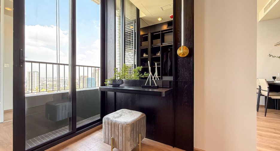 For sale 1 bed condo in Phaya Thai, Bangkok