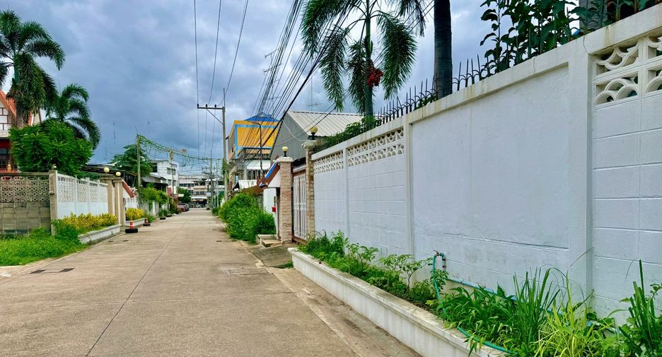 出租 和 出售 4 卧室 独立屋 在 Mueang Ratchaburi, Ratchaburi