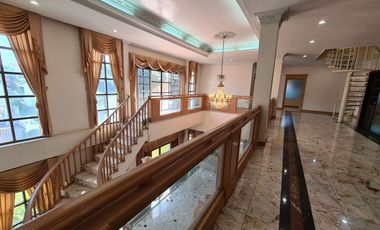 Casa en venta de 10 habitaciones en Chatuchak, Bangkok