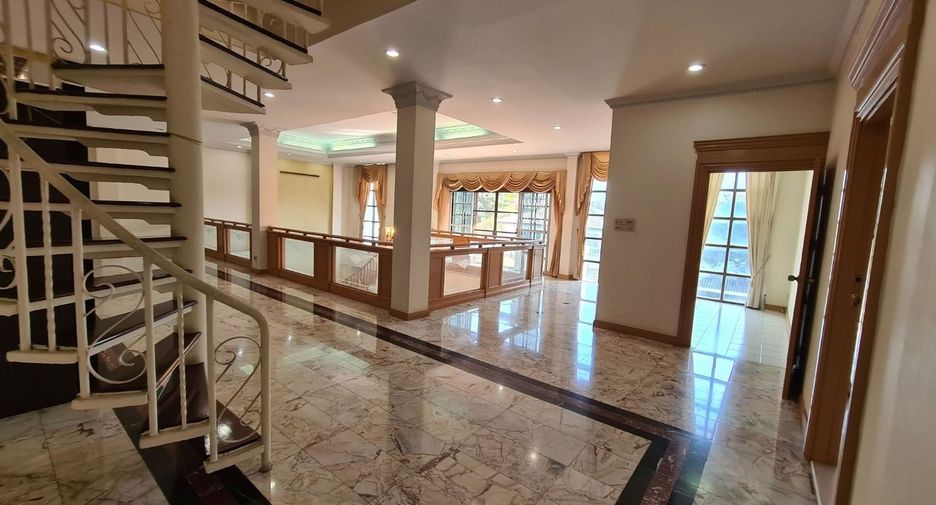 Casa en venta de 10 habitaciones en Chatuchak, Bangkok