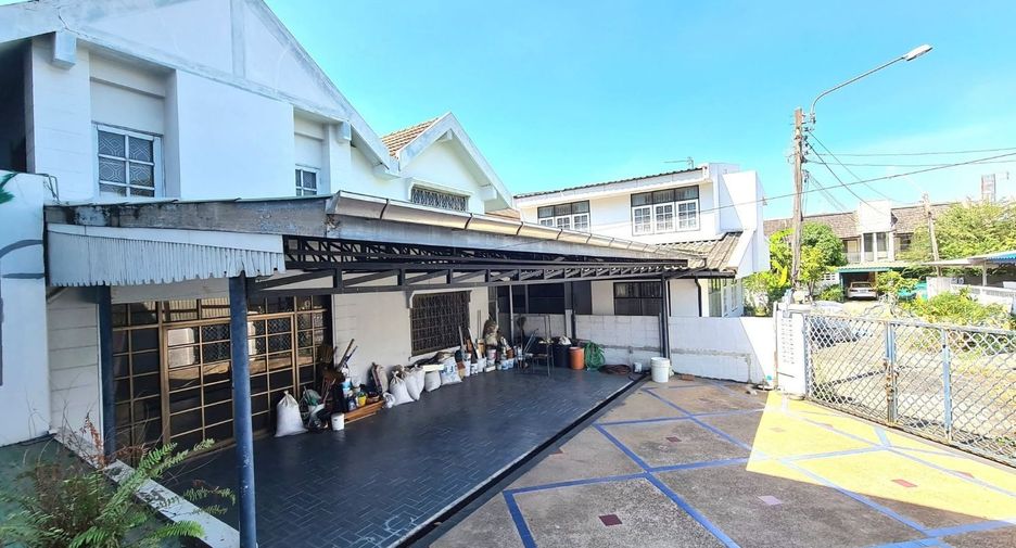 Casa en venta de 10 habitaciones en Chatuchak, Bangkok