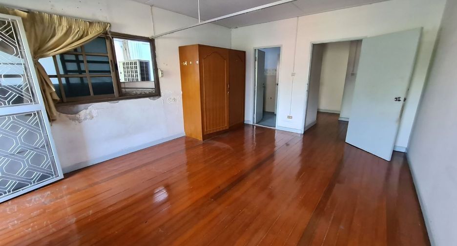 Casa en venta de 10 habitaciones en Chatuchak, Bangkok