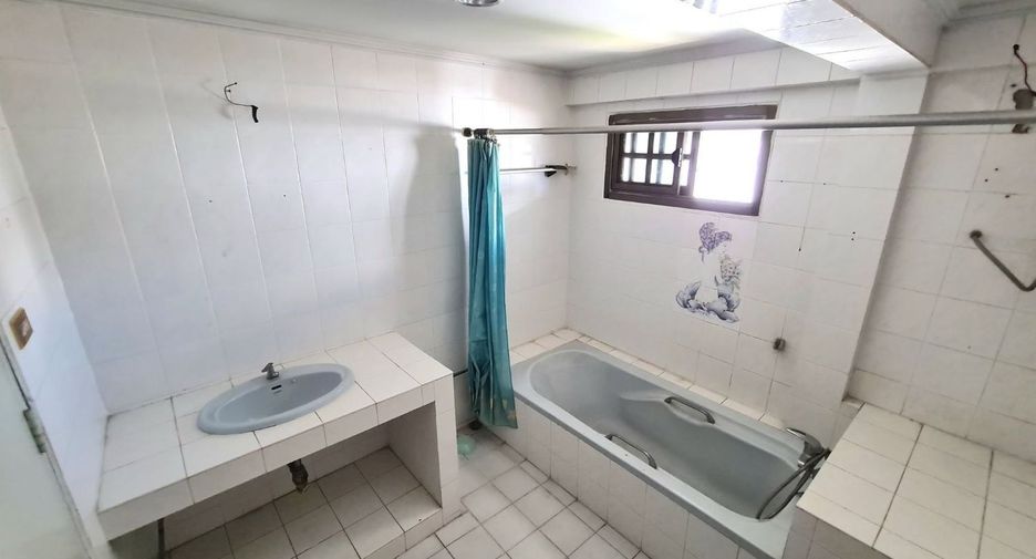 Casa en venta de 10 habitaciones en Chatuchak, Bangkok
