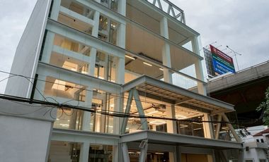 Local comercial en alquiler y en venta en Suan Luang, Bangkok