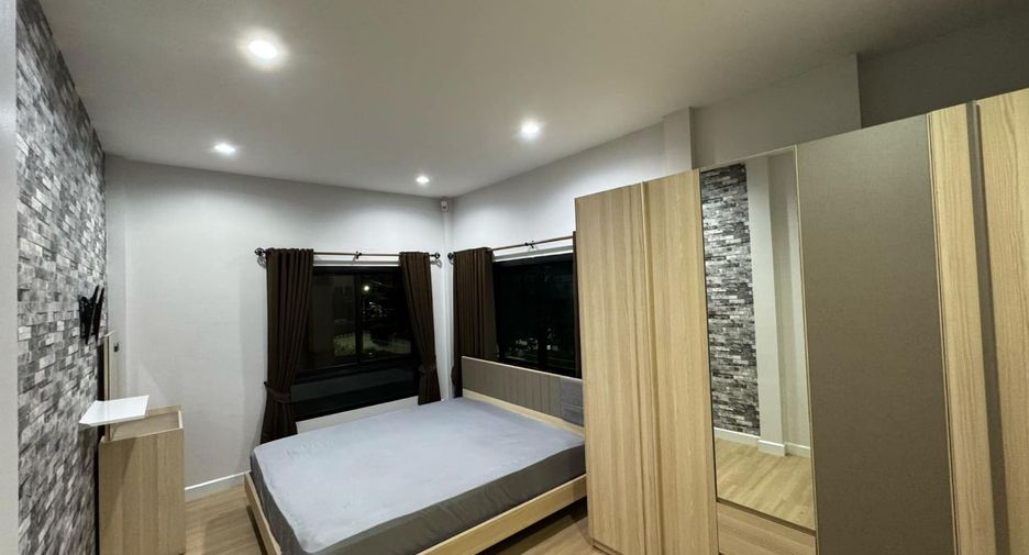 For sale 3 bedrooms villa in Mueang Rayong, Rayong