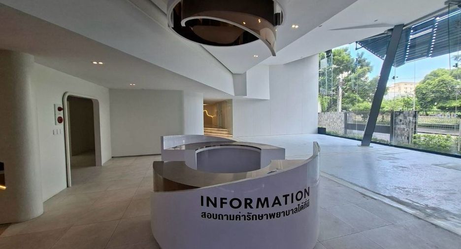 For rent retail Space in Sathon, Bangkok