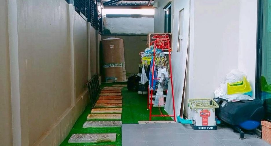 À vendre 3 chambres maison à Ban Khai, Rayong