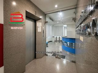 Büro zum Kauf in Chatuchak, Bangkok