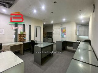 Büro zum Kauf in Chatuchak, Bangkok