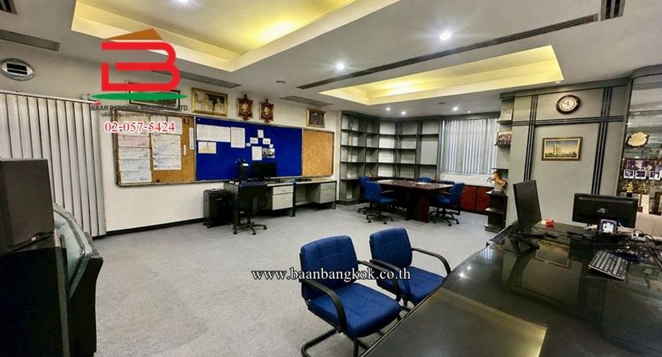 Büro zum Kauf in Chatuchak, Bangkok