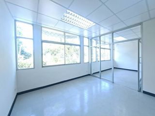 For rent retail Space in Yan Nawa, Bangkok