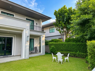 For rent 5 bedrooms house in Pak Kret, Nonthaburi