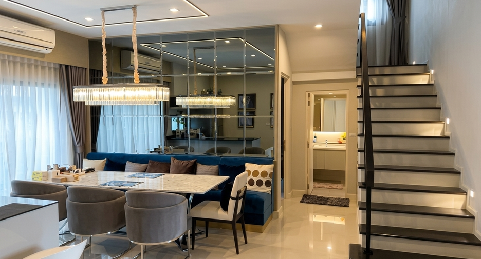 For rent 5 bedrooms house in Pak Kret, Nonthaburi