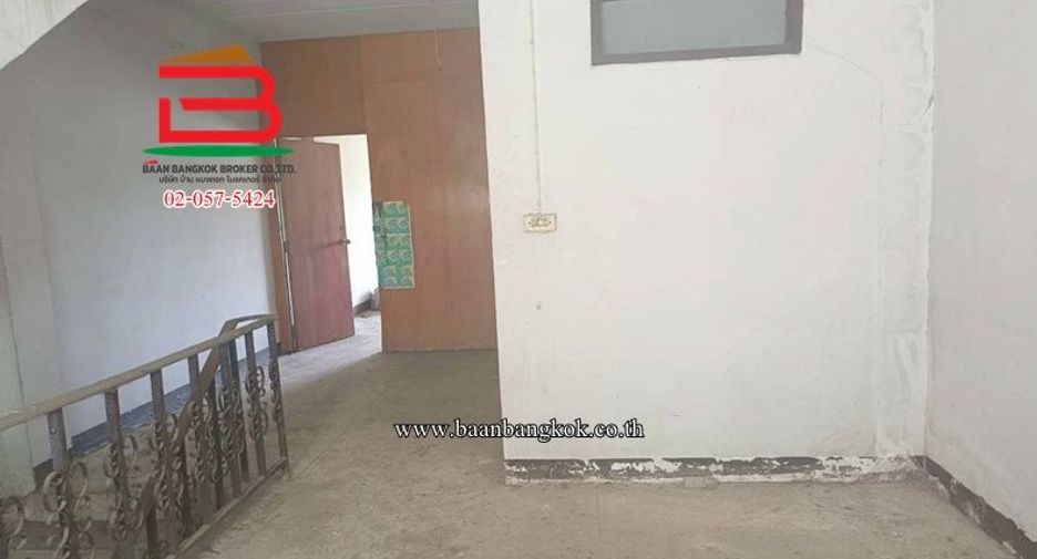 For sale 2 bedrooms retail Space in Chom Thong, Bangkok