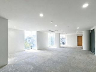 For rent retail Space in Khlong Toei, Bangkok