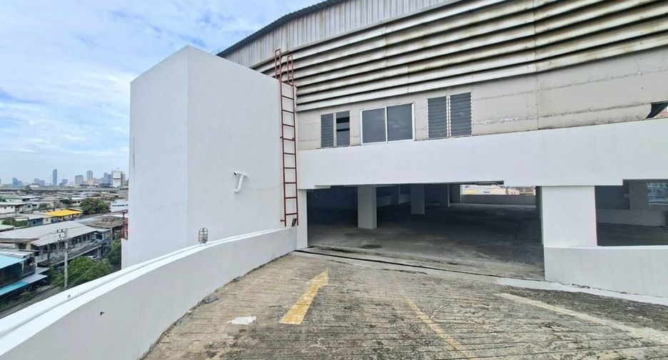 For rent retail Space in Khlong Toei, Bangkok
