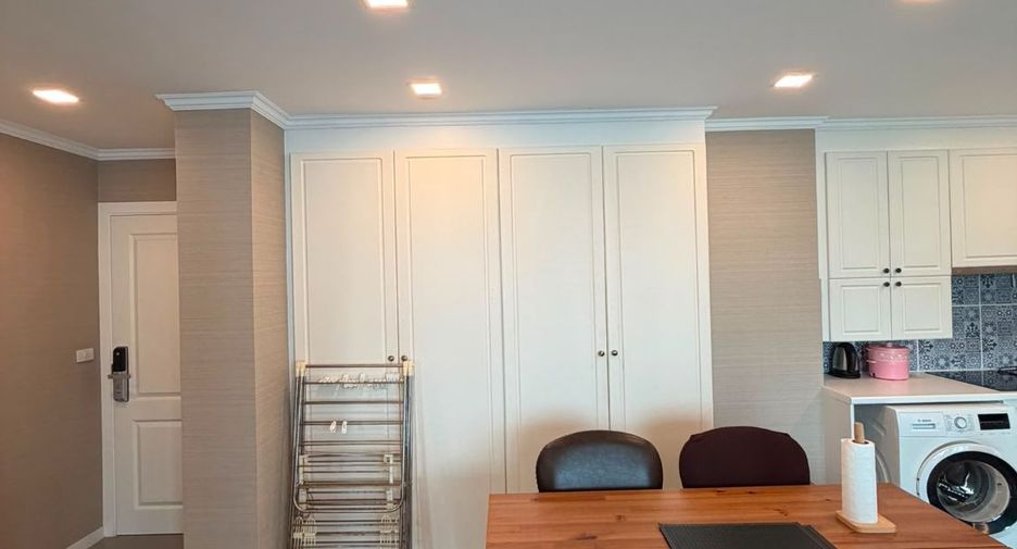For rent 2 bedrooms condo in Jomtien, Pattaya