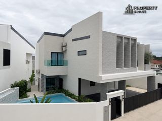 À louer 4 chambres villa à Bang Lamung, Chonburi