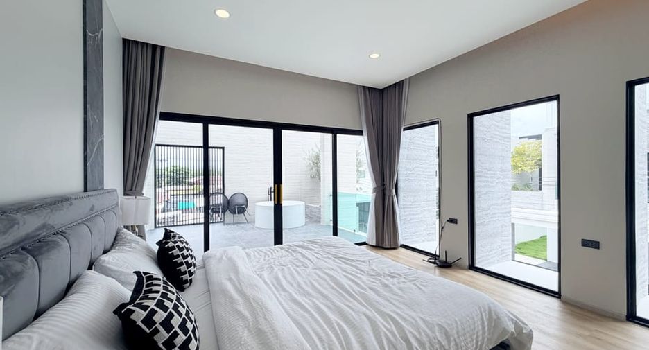 À louer 4 chambres villa à Huay Yai, Pattaya