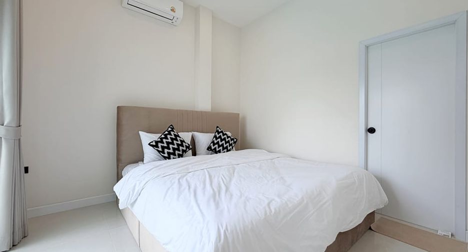 À louer 4 chambres villa à Huay Yai, Pattaya
