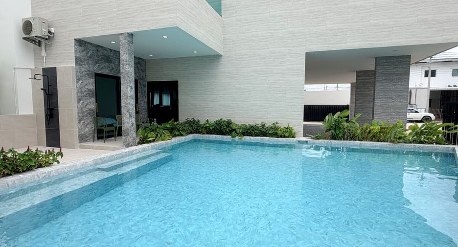 À louer 4 chambres villa à Huay Yai, Pattaya