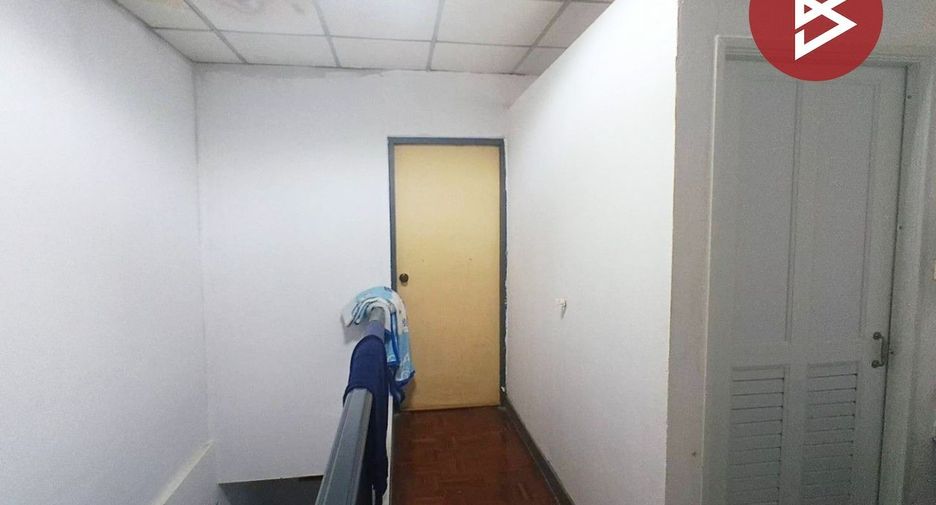 For sale 2 bedrooms townhouse in Min Buri, Bangkok
