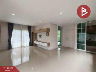 For sale 3 bedrooms house in Bang Bo, Samut Prakan