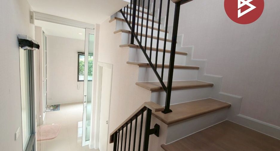 For sale 3 bedrooms house in Bang Bo, Samut Prakan