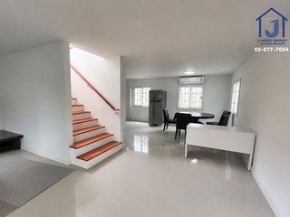 出售 3 卧室 独立屋 在 Bang Phli, Samut Prakan