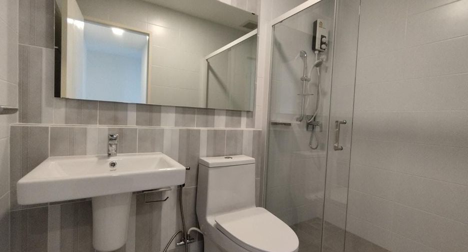 For rent 3 bedrooms townhouse in Prawet, Bangkok