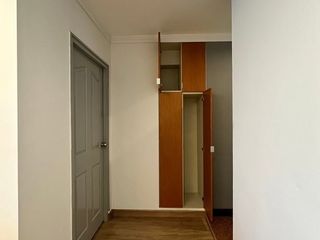 Аренда 2 спальни кондо в Патхум Щан, Бангкок