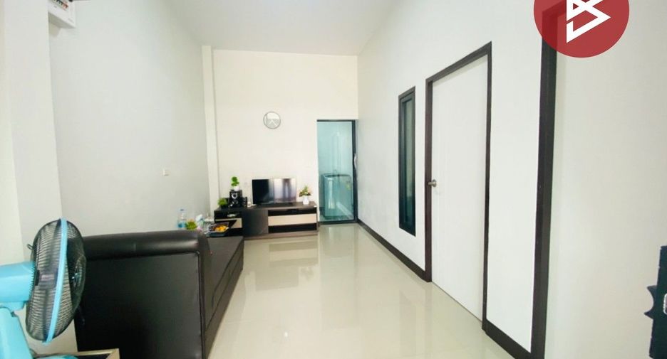 Casa adosada en venta de 2 habitaciones en Mueang Samut Sakhon, Samut Sakhon