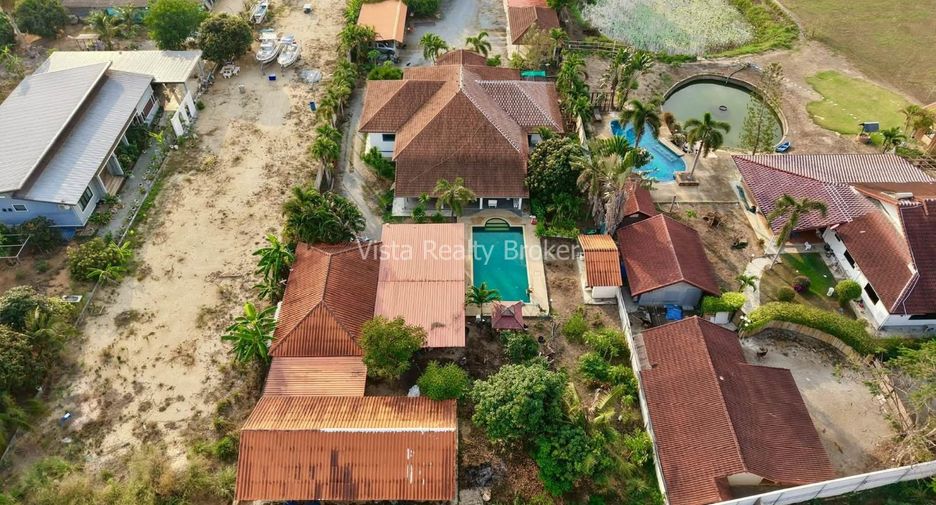 Casa en venta de 4 habitaciones en Huay Yai, Pattaya