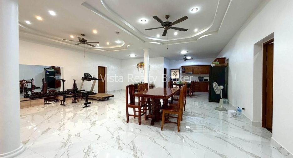 Casa en venta de 4 habitaciones en Huay Yai, Pattaya
