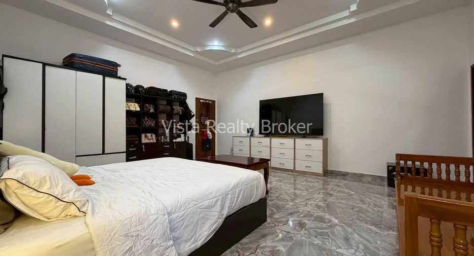 Casa en venta de 4 habitaciones en Huay Yai, Pattaya
