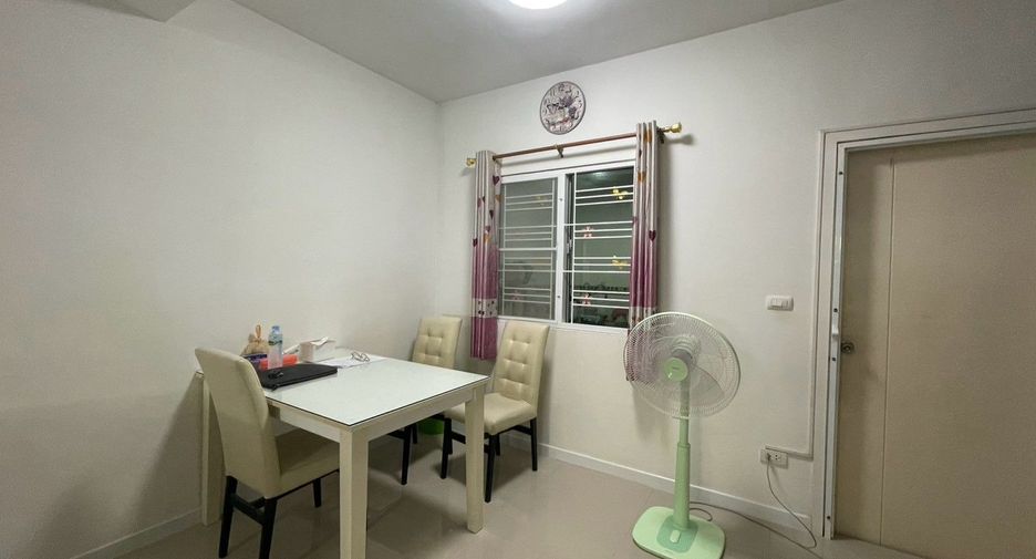 For sale 3 bedrooms townhouse in Sai Noi, Nonthaburi