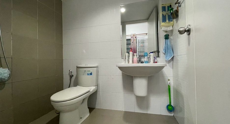 For sale 3 bedrooms townhouse in Sai Noi, Nonthaburi