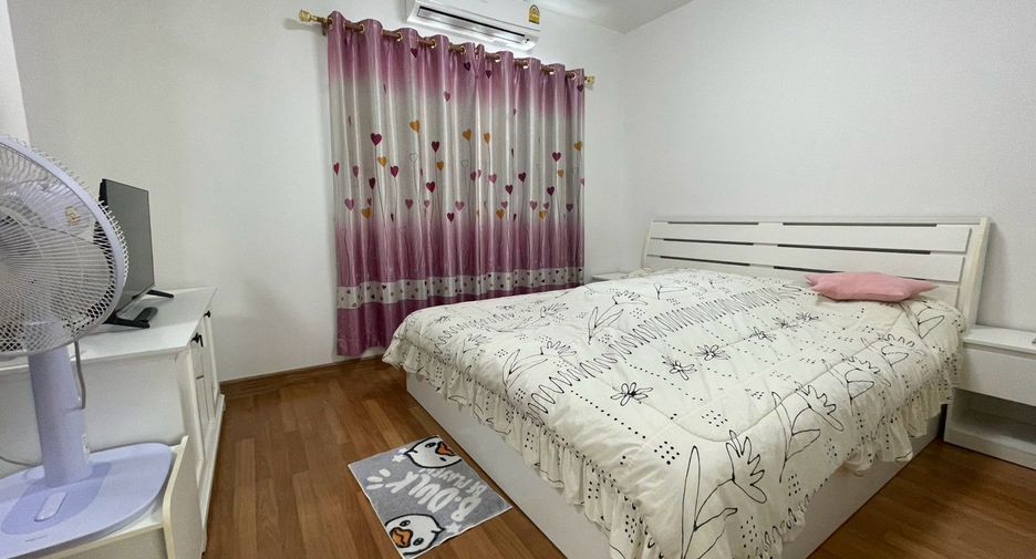 For sale 3 bedrooms townhouse in Sai Noi, Nonthaburi