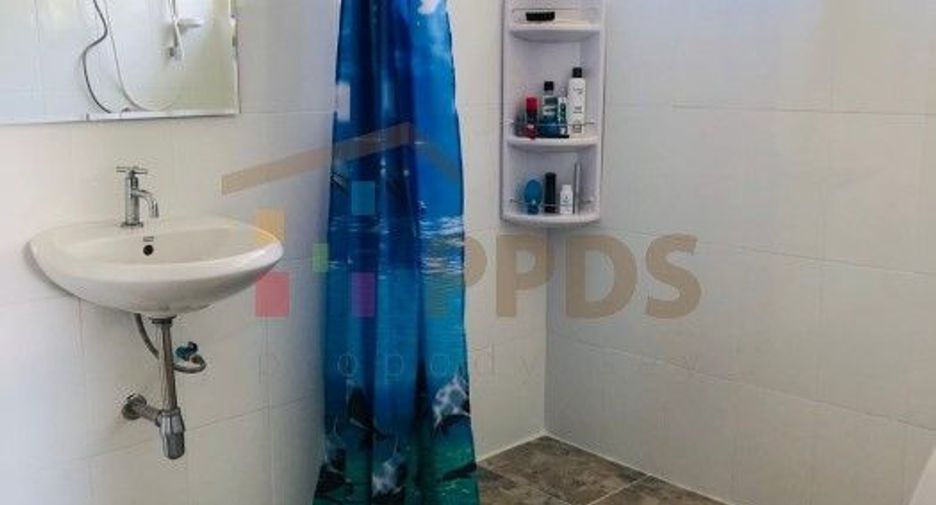 Haus zur Miete mit 3 Zimmer in Watthana, Bangkok