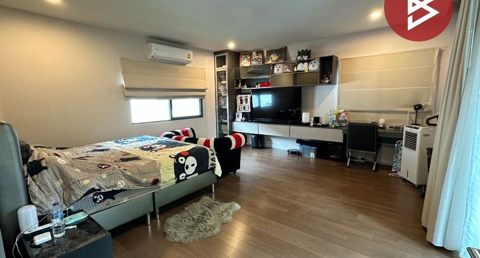 For sale 4 bedrooms house in Prawet, Bangkok