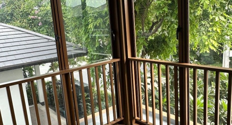 For sale 4 bedrooms house in Prawet, Bangkok