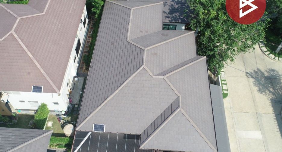 For sale 4 bedrooms house in Prawet, Bangkok