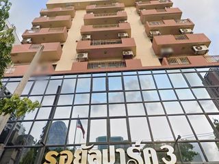 For sale 3 bedrooms retail Space in Samphanthawong, Bangkok