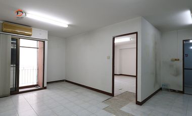 Продажа 3 спальни торговое помещение в Сампхантхащонг, Бангкок